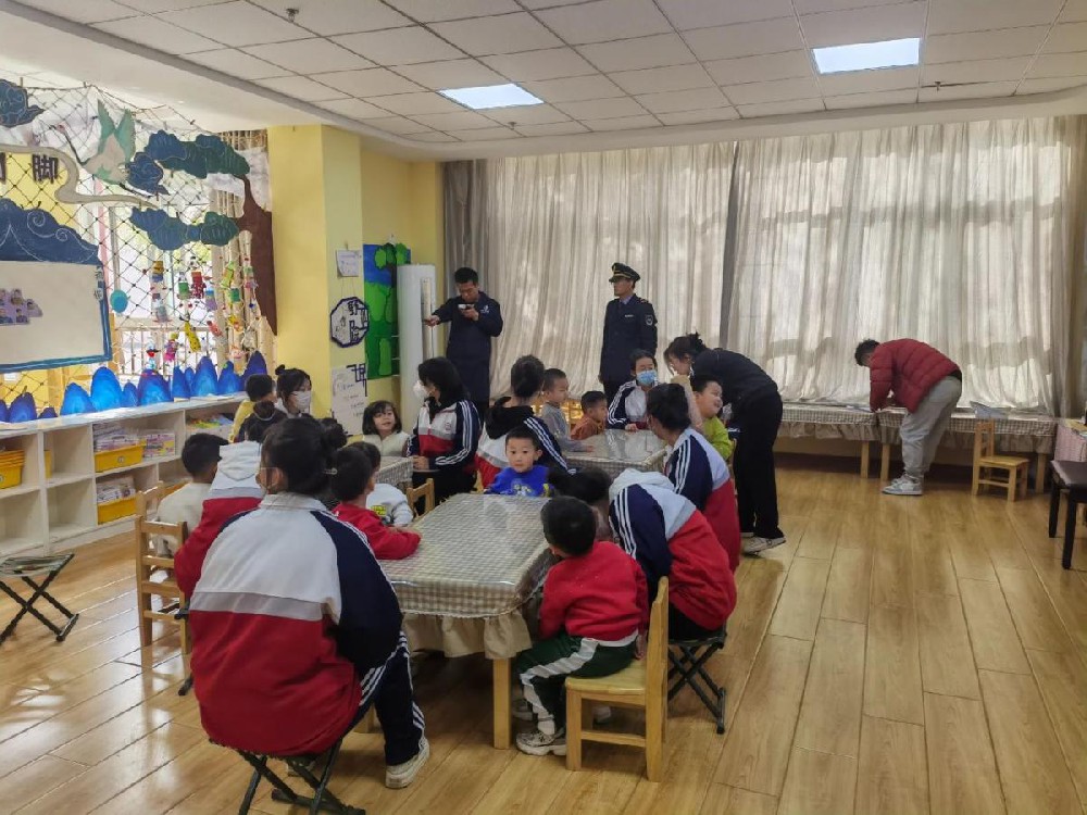 陝西延安(an)開展(zhan)開展(zhan)托幼機(jī)構采光照明“雙随機(jī)”抽檢(jian)工(gong)作(zuò)
